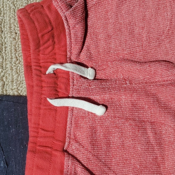 Set of collared shirt and shorts - Picture 3 of 3